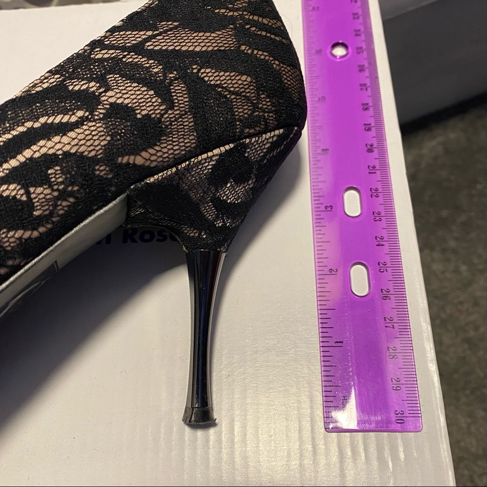 Black lace overlay pumps - Picture 5 of 5